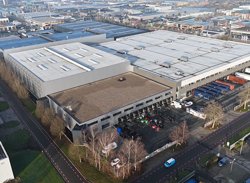 Dakrenovatie Energieweg Voormalig Blokker Distributiecentrum Mijdrecht