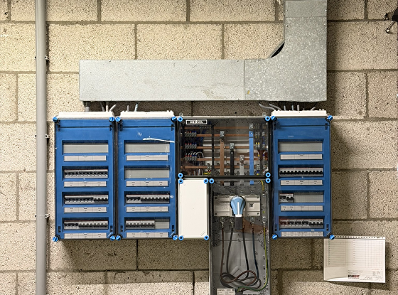Splitsing En Modernisering Voormalig Blokker Distributiecentrum Mijdrecht