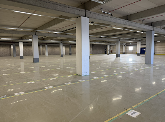 Splitsing En Modernisering Voormalig Blokker Distributiecentrum Mijdrecht