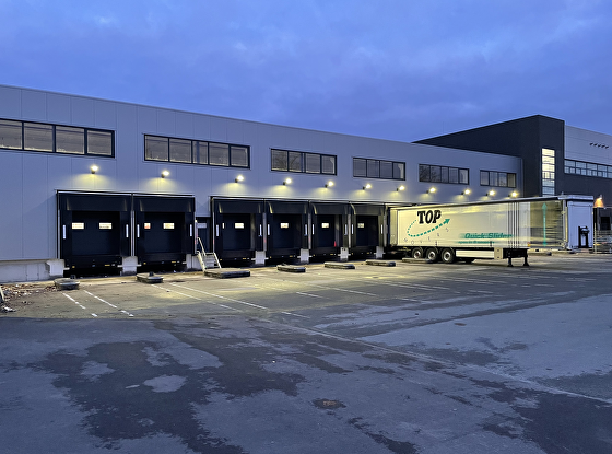 Splitsing En Modernisering Voormalig Blokker Distributiecentrum Mijdrecht