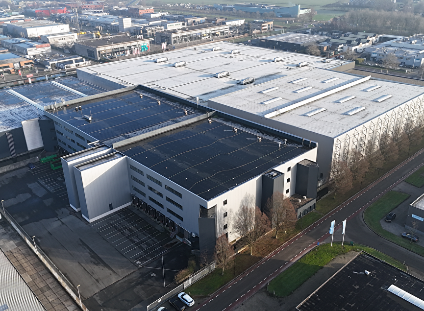 Splitsing En Modernisering Voormalig Blokker Distributiecentrum Mijdrecht